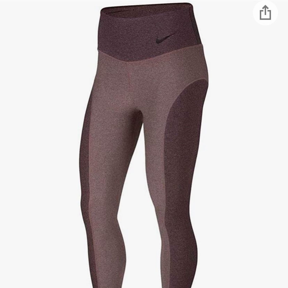 Nike Women`s Sculpt Hyper Tight Fit High Rise Training Tights